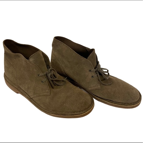Clarks Other - Men’s CLARKS Chukka Desert Suede Leather Boots